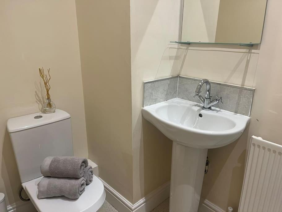 Thurnams House, Ground Floor Apt Carlisle  Bagian luar foto
